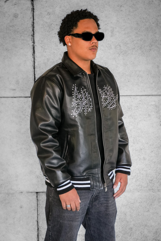 BLACK LEATHER JACKET