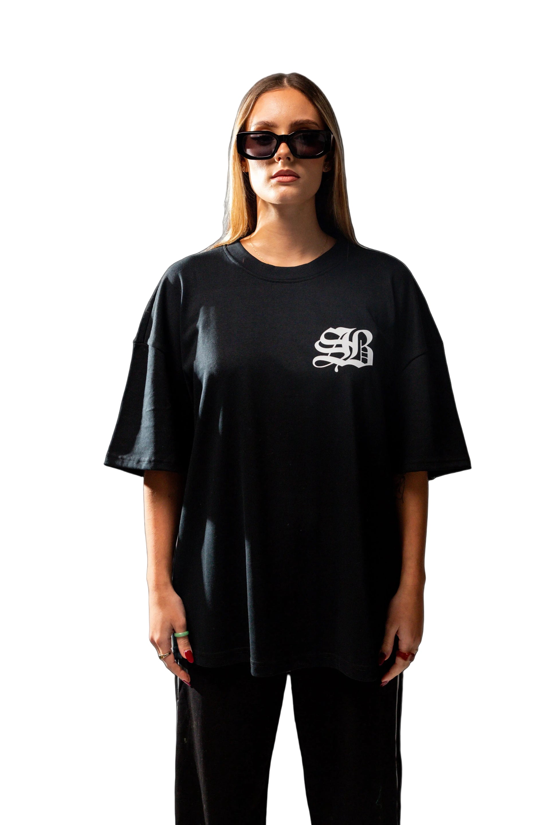 BLACK OVERSIZE T-SHIRT