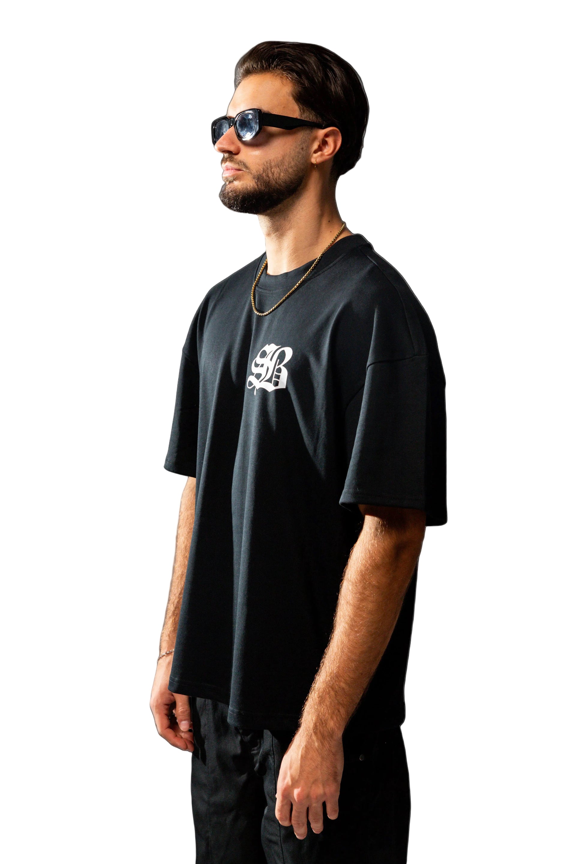 BLACK OVERSIZE T-SHIRT